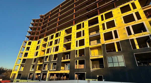 400 W Elm
